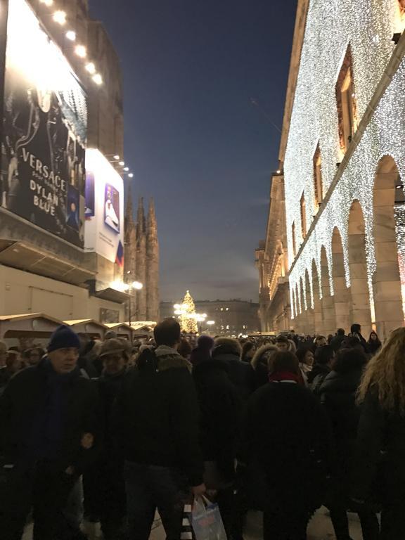Kibilu - Via Falcone - City Centre - Duomo Мілан Екстер'єр фото